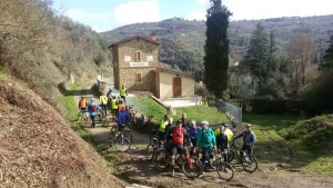 Umbria, al via il bando per la ciclabile sull'ex ferrovia tra Montecorona e Fossato di Vico